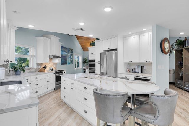 180 Ana Court, Marathon, FL 33050