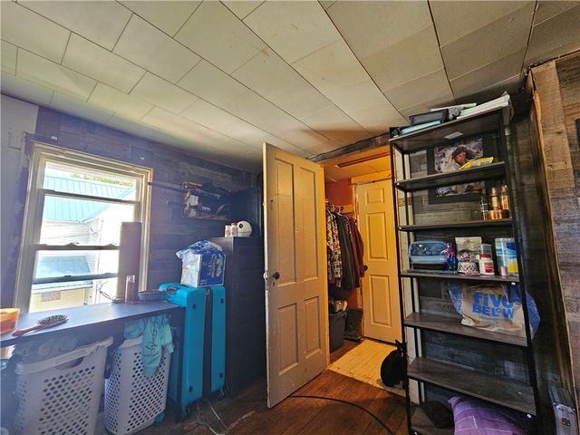 16 Wood Street, Bath, NY 14810