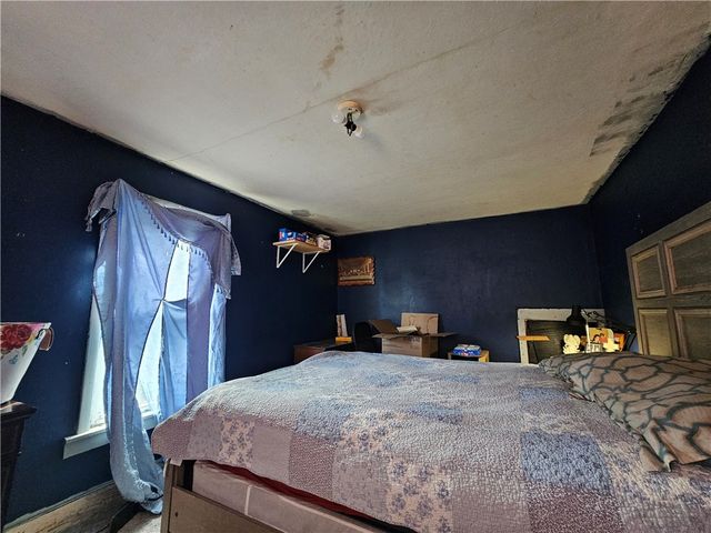 16 Wood Street, Bath, NY 14810