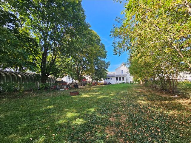 16 Wood Street, Bath, NY 14810