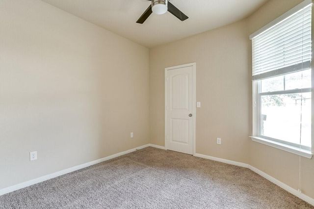 1701 Logan DR 34, Round Rock, TX 78664