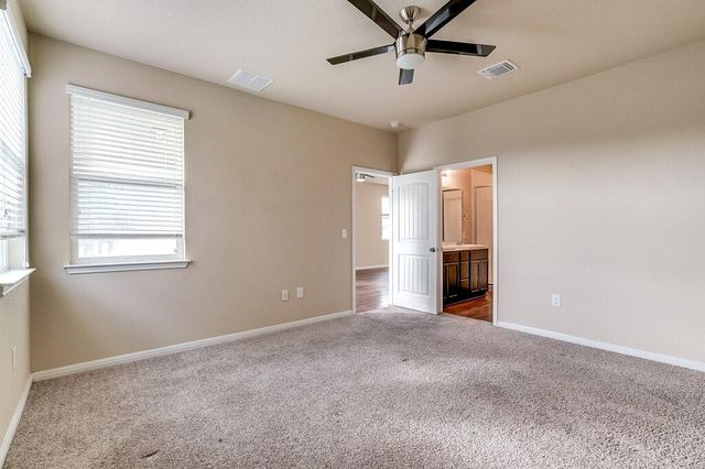 1701 Logan DR 34, Round Rock, TX 78664