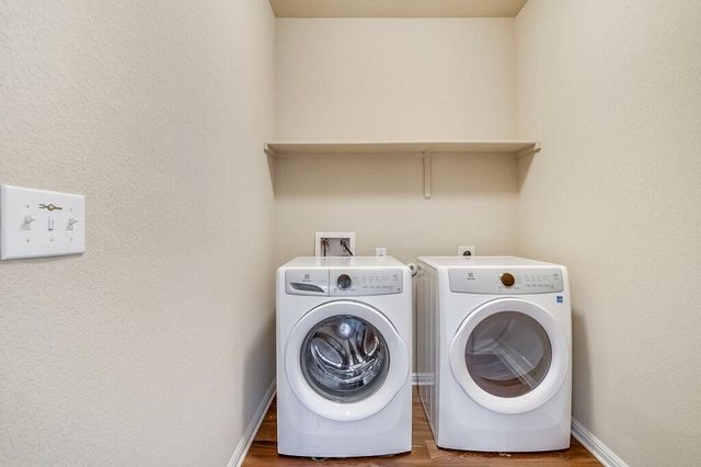 1701 Logan DR 34, Round Rock, TX 78664