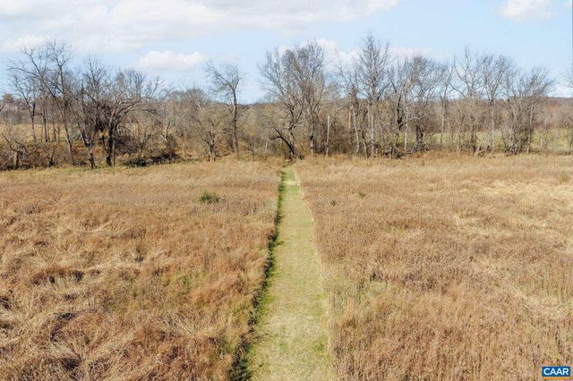 640 EXPLORERS RD, Charlottesville, VA 22911