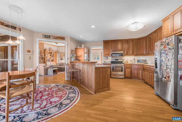 640 EXPLORERS RD, Charlottesville, VA 22911