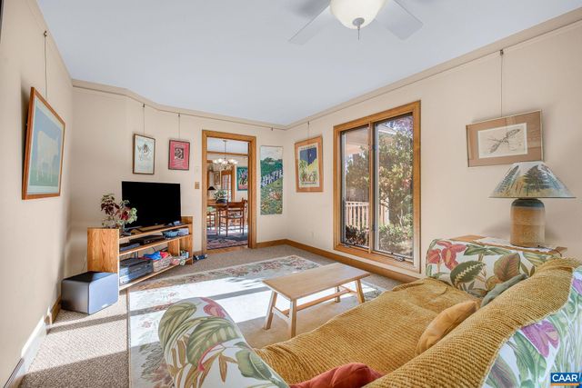 640 EXPLORERS RD, Charlottesville, VA 22911