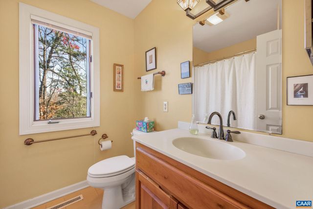 640 EXPLORERS RD, Charlottesville, VA 22911