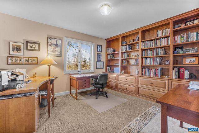 640 EXPLORERS RD, Charlottesville, VA 22911