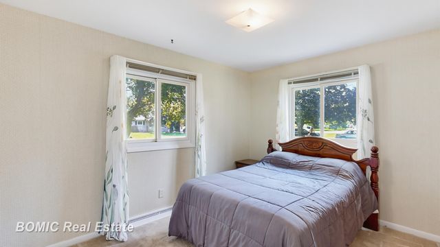2450 Yellowstone Street, Saginaw, MI 48603