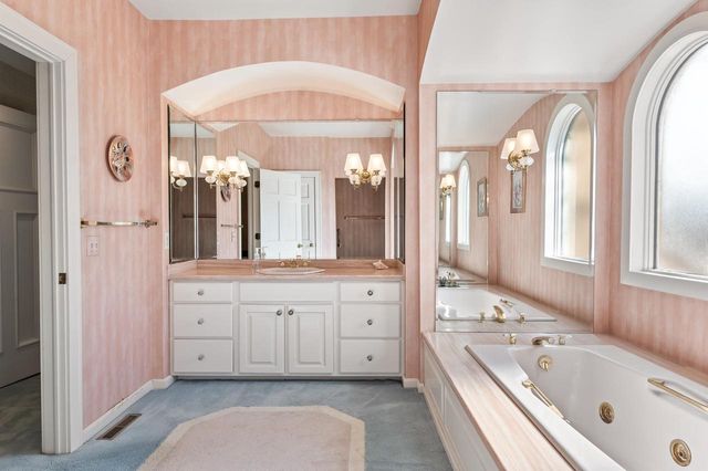 585 3RD STREET SOUTH, Wisconsin Rapids, WI 54494