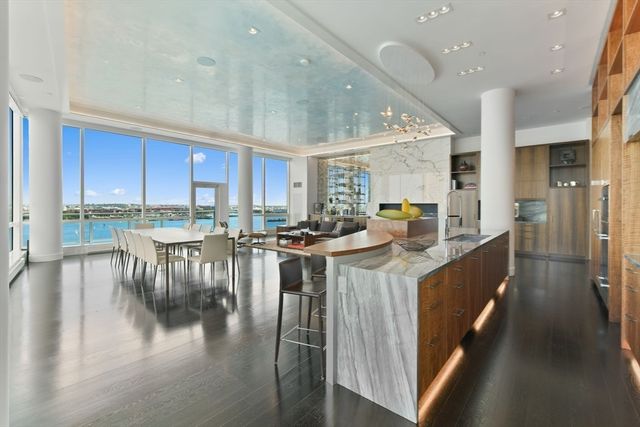 50 Liberty PH-2A, Boston, MA 02210
