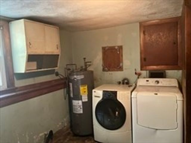 41 West St, Foxboro, MA 02035