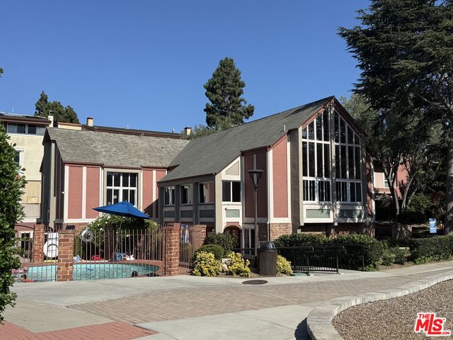 6639 Green Valley Circle, Culver City, CA 90230