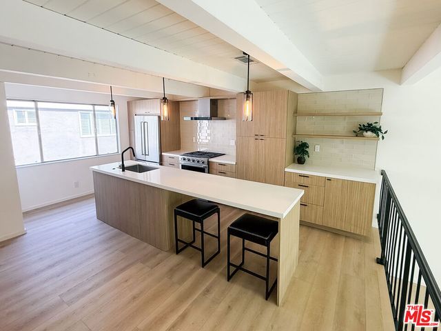 6639 Green Valley Circle, Culver City, CA 90230
