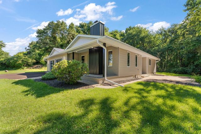 1811 N Country Lane, Michigan City, IN 46360