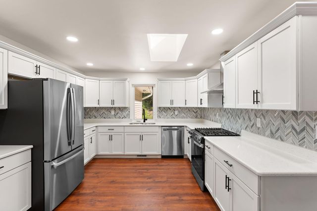1811 N Country Lane, Michigan City, IN 46360