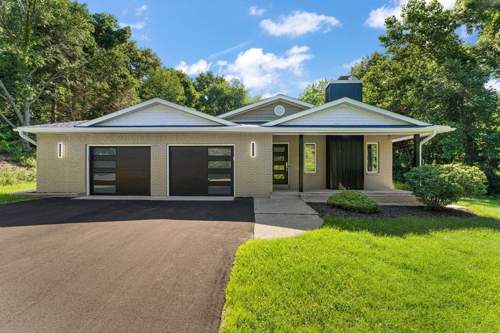 1811 N Country Lane, Michigan City, IN 46360