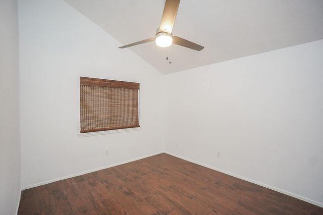 2711 Pheasant Creek Drive, Sugar Land, TX 77498
