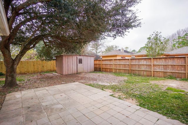 2711 Pheasant Creek Drive, Sugar Land, TX 77498