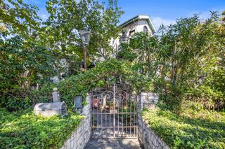 1300 Paloma Avenue, Burlingame, CA 94010