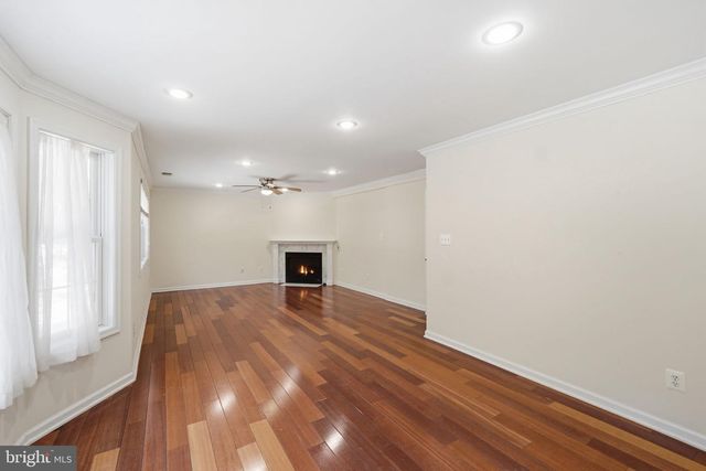 5205 BROOKEWAY DR, Bethesda, MD 20816