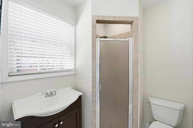 5205 BROOKEWAY DR, Bethesda, MD 20816