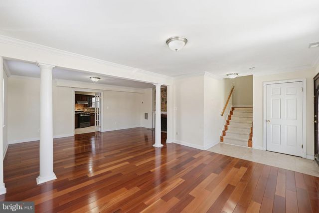 5205 BROOKEWAY DR, Bethesda, MD 20816