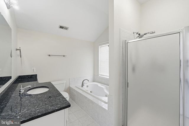 5205 BROOKEWAY DR, Bethesda, MD 20816