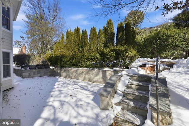 5205 BROOKEWAY DR, Bethesda, MD 20816