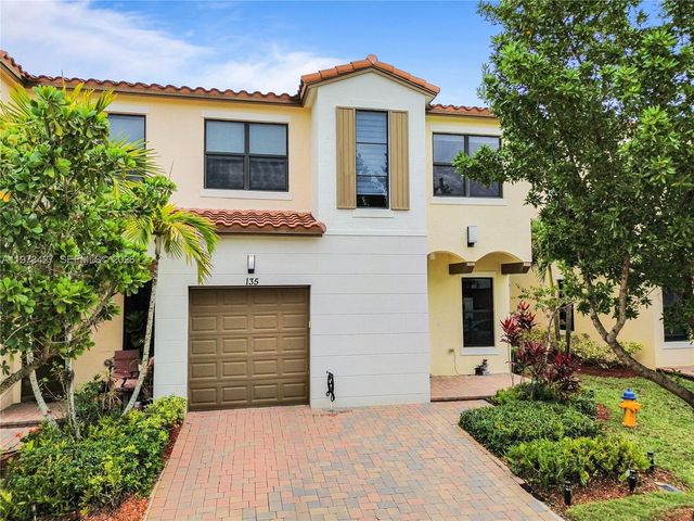 135 NW 209th Trl, Pembroke Pines, FL 33029