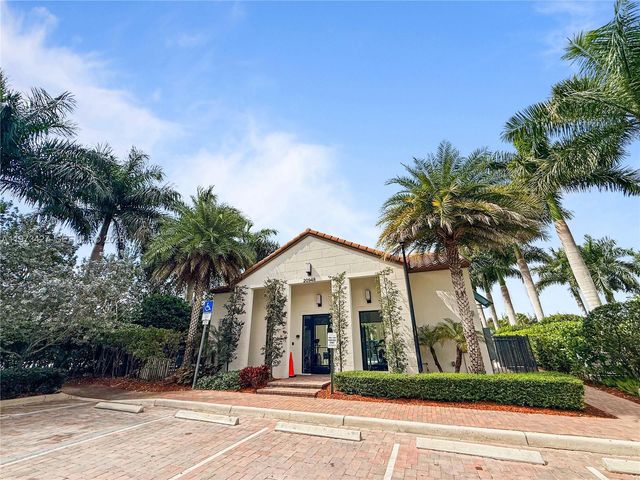 135 NW 209th Trl, Pembroke Pines, FL 33029