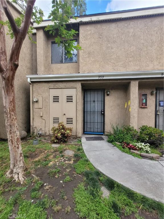 959 S Mountain, Ontario, CA 91762