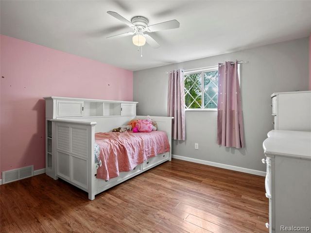 47848 Sonnett Street, Macomb, MI 48042