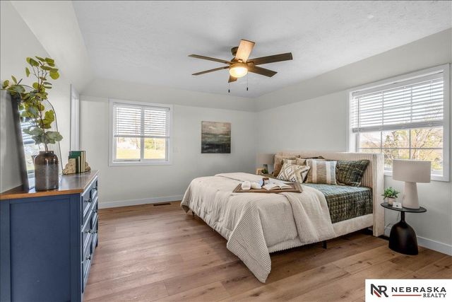 9500 Dawn Drive, Plattsmouth, NE 68048