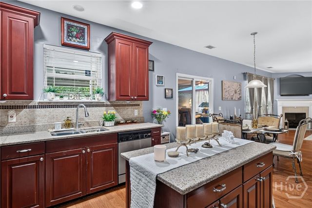 6 Castle Hill Road, Savannah, GA 31419
