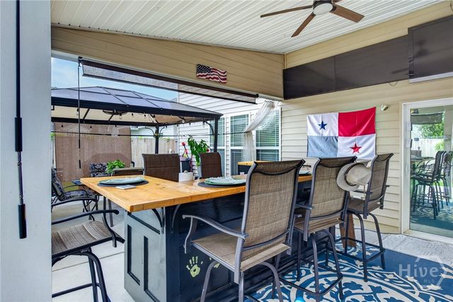6 Castle Hill Road, Savannah, GA 31419