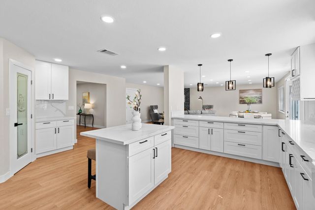 8366-8368 Madison Ave, Fair Oaks, CA 95628