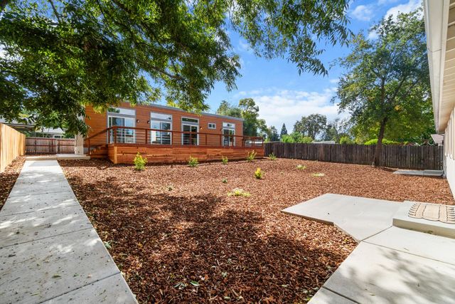 8366-8368 Madison Ave, Fair Oaks, CA 95628