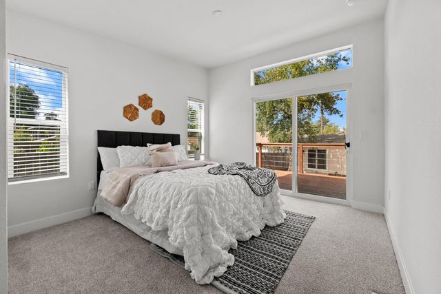 8366-8368 Madison Ave, Fair Oaks, CA 95628