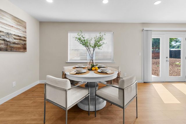 8366-8368 Madison Ave, Fair Oaks, CA 95628