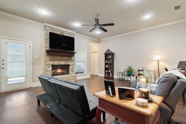 407 Whitaker, Bullard, TX 75757