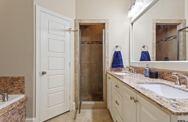 407 Whitaker, Bullard, TX 75757