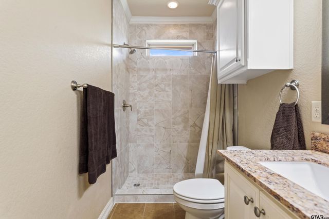 407 Whitaker, Bullard, TX 75757
