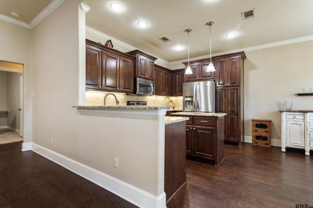 407 Whitaker, Bullard, TX 75757