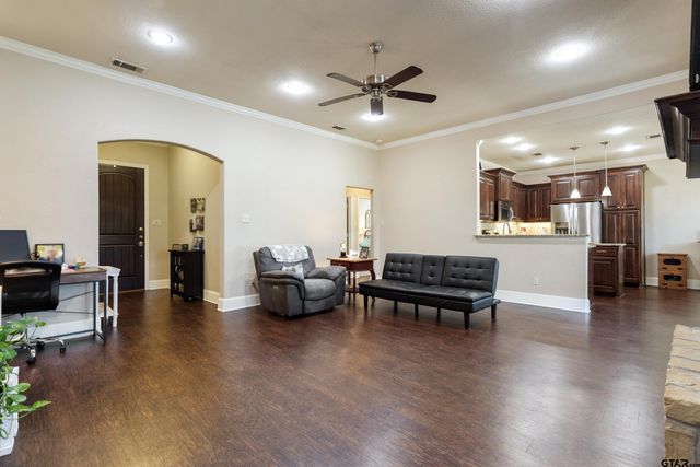 407 Whitaker, Bullard, TX 75757