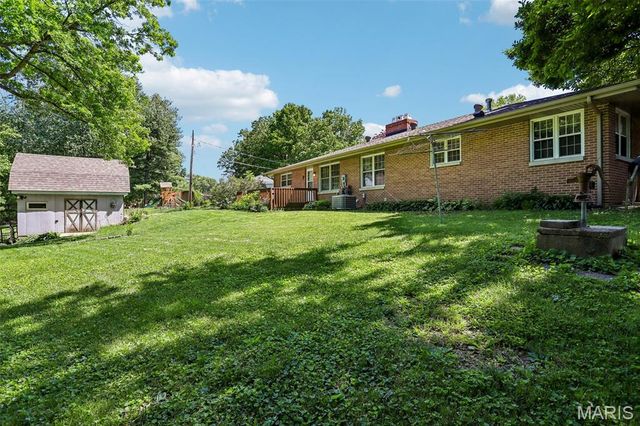 7 Lou Juan Drive, Glen Carbon, IL 62034