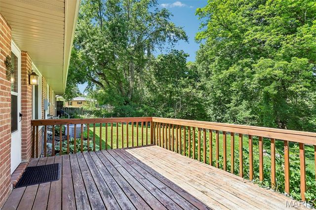 7 Lou Juan Drive, Glen Carbon, IL 62034