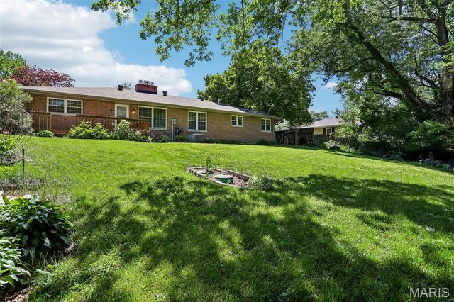 7 Lou Juan Drive, Glen Carbon, IL 62034