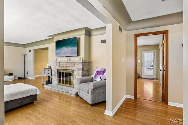 7 Lou Juan Drive, Glen Carbon, IL 62034