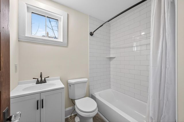 2302 Brewster Street, Saint Paul, MN 55108